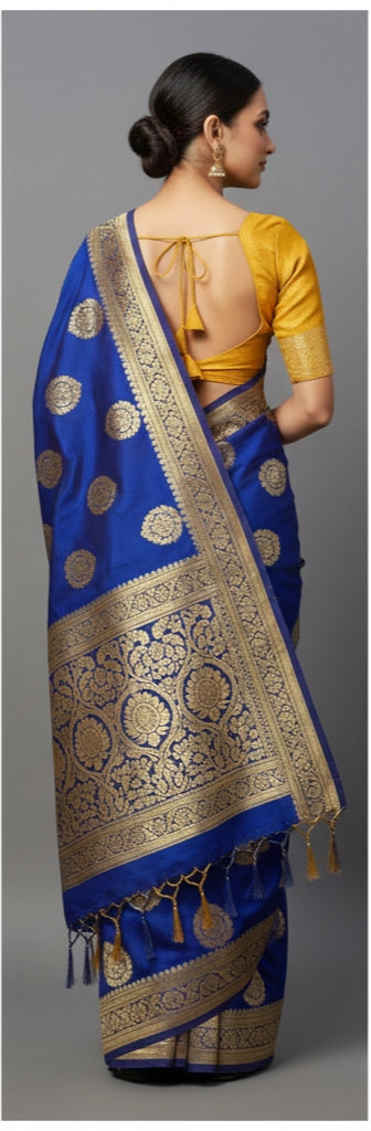 Elegant Silk Blend Saree For Special Occasions