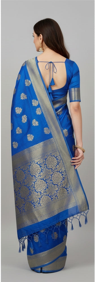 Graceful Georgette Saree With Stone Highlights
