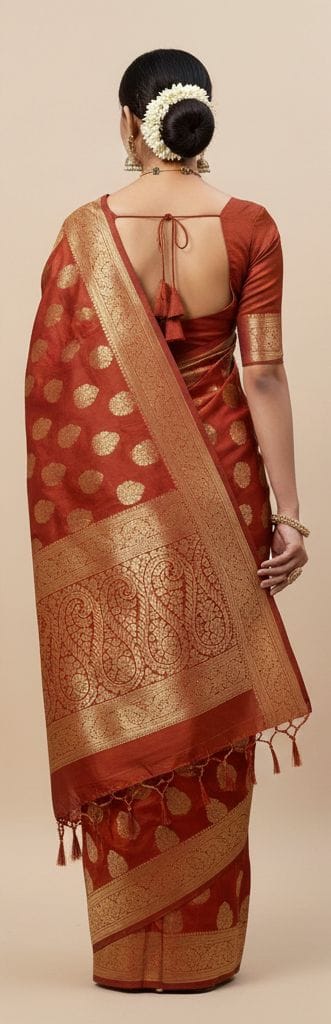 Soft Linen Saree With Subtle Floral Prints